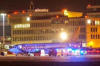 Stuttgart: Sicherheitslandung einer Boeing 737 am Flughafen Stuttgart